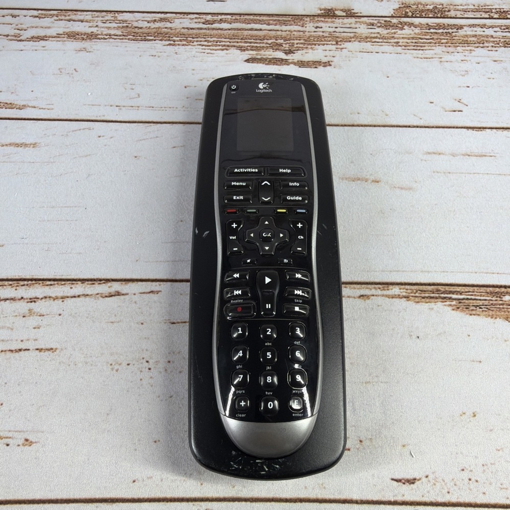 Logitech Harmony 900 Advanced Universal Remote with Charging Base